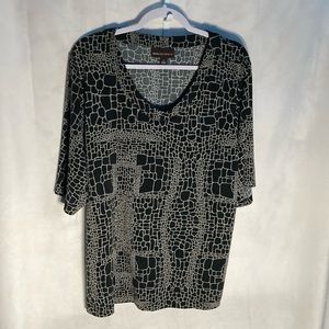 55-2 DANA BUCHMAN black white geometric scoop neck short sleeve top L